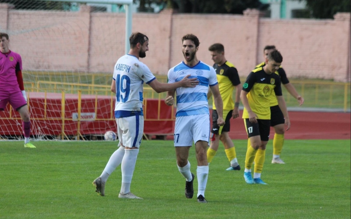 FADI SALBACK CLOSE TO EUROPEAN CONTRACT